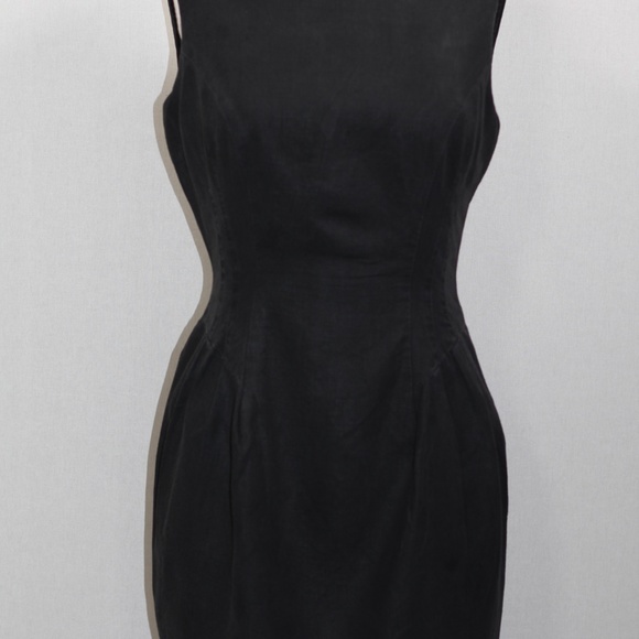 Carmen Marc Valvo Linen Black Dress - Picture 3 of 13